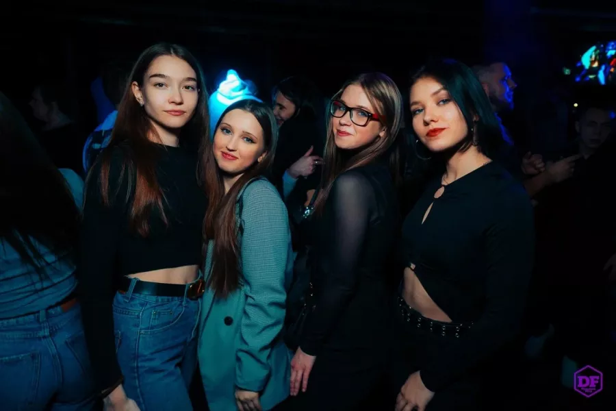 Ночной клуб Duty free в Екатеринбурге: Дискотека, Вечеринки, Бар, Танцы, Алкоголь, Знакомства,