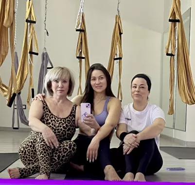 Центр йоги "Yoga One"