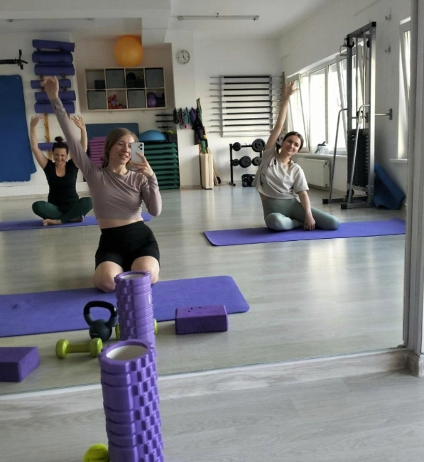 Центр йоги Healthy Fitness в Перми: Развитие, Отдельный женский зал, Пилатес, Фитнес, Тренер,