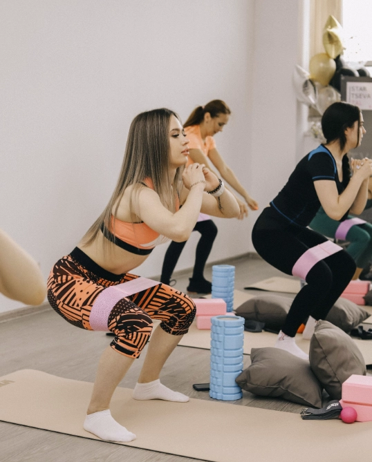 Студия фитнеса и растяжки Startseva zal в Перми: Спорт, Развитие, Йога, Отдельный женский зал, Пилатес, Фитнес,