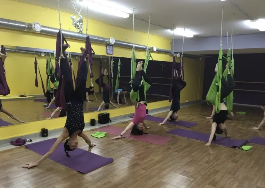 Студия фитнеса и танцев Mix в Перми: Калланетика, Отдельный женский зал, Стретчинг, Танцевальные программы, Развиваться, Фитнес, Йога, Аэробика, Пилатес, Фитнес для детей,