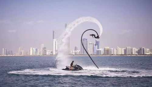 Водные развлечения от компании Hydro Watersports в Дубаи