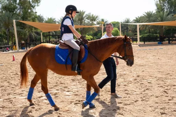 Клуб верховой езды “Jebel Ali Equestrian Club”