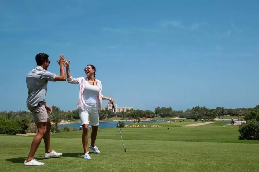Поле для гольфа Jebel Ali Golf Resort в Дубаи: Развиваться, Гольф, Игра в Гольф, Клюшка 🏒 , Jebel Ali, Golf , ⛳️ ,