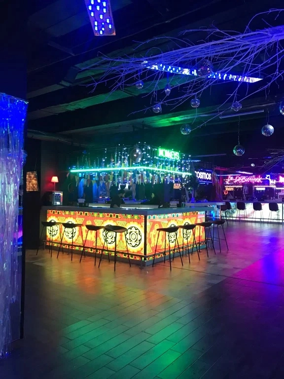 Бар Drink Mall Korston в Казани: Бар, Танцы, Алкоголь, Вечеринка, Тусовка, Знакомства, Зрелища,