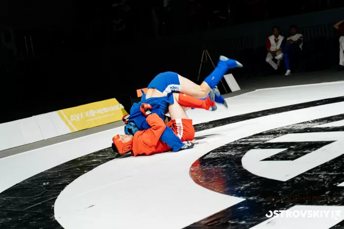 Спортивный клуб "Островский 13"