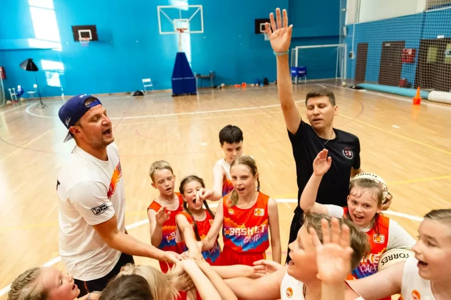 Баскетбольная академия Ibasket на Талалихина в Москве: Баскетбол, Зал, Мяч, Игра, Баскетболист, Баскетбольное кольцо, Тренировка, Тренер,