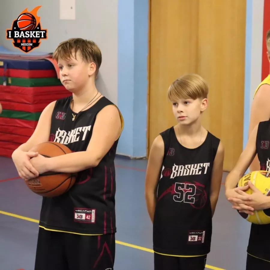 Баскетбольная академия Ibasket на Волгоградской в Москве: Баскетбол, Зал, Мяч, Игра, Баскетболист, Баскетбольное кольцо, Тренировка, Тренер,