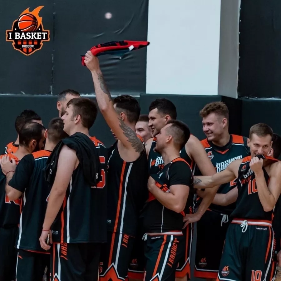 Баскетбольная академия Ibasket на Малой Переяславской в Москве: Баскетбол, Зал, Мяч, Игра, Баскетболист, Баскетбольное кольцо, Тренировка, Тренер,