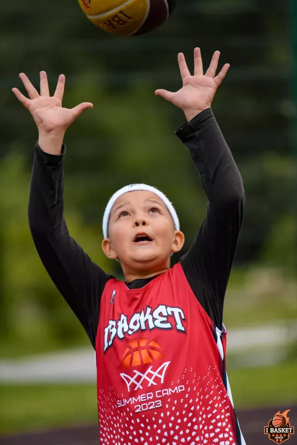 Баскетбольная академия Ibasket на Поликарпова в Москве: Баскетбол, Зал, Мяч, Игра, Баскетболист, Баскетбольное кольцо, Тренировка, Тренер,