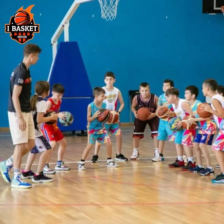 Баскетбольная академия Ibasket на Перервинской в Москве: Баскетбол, Зал, Игра, Мяч, Баскетболист, Тренер,