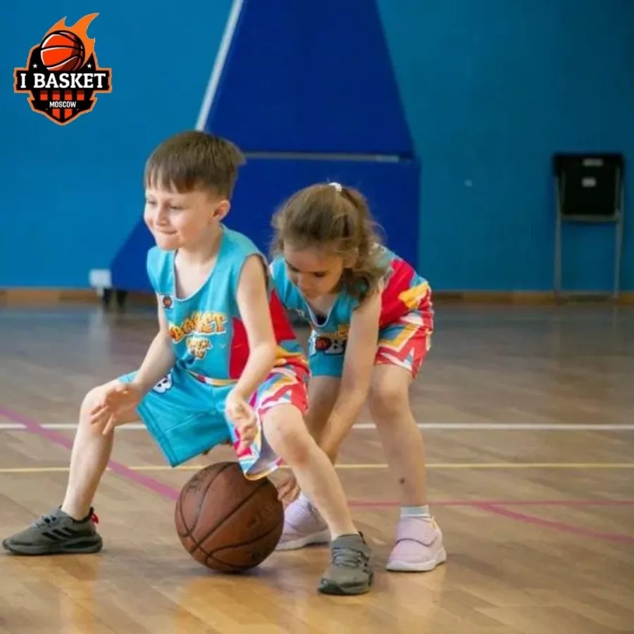 Баскетбольная академия Ibasket на Батайской в Москве: Баскетбол, Зал, Мяч, Игра, Баскетболист, Баскетбольное кольцо, Тренировка, Тренер,