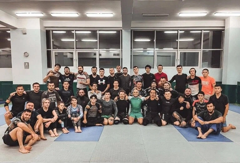 Спортивный клуб Team Strela в Казани: Единоборства, Физическая Культура, Тренировки, ММА, Боевые Искусства, Самооборона, Самбо,
