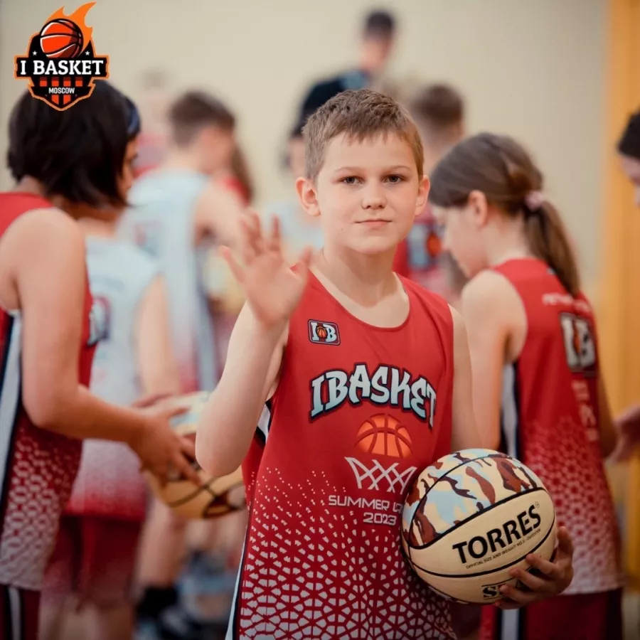 Баскетбольная академия Ibasket на Ясеневой в Москве: Баскетбол, Зал, Мяч, Игра, Баскетболист, Баскетбольное кольцо, Тренировка, Тренер,