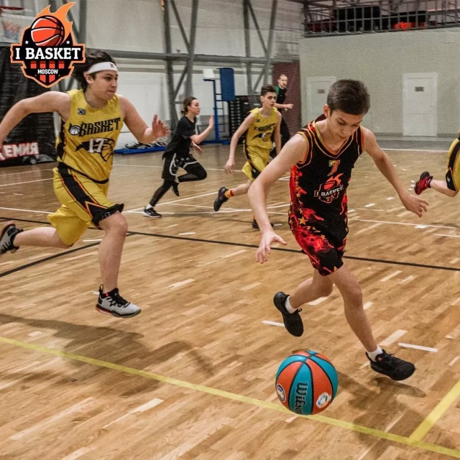 Баскетбольная академия Ibasket на Каширском в Москве: Баскетбол, Зал, Мяч, Игра, Баскетболист, Баскетбольное кольцо, Тренировка, Тренер,