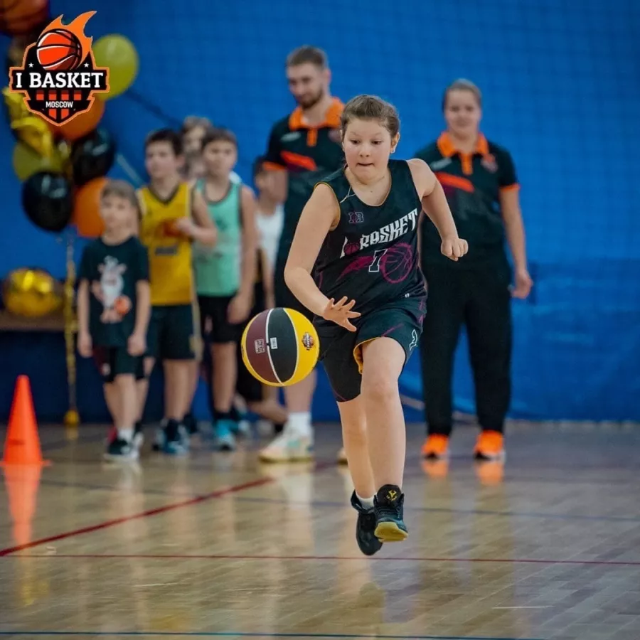 Баскетбольная академия Ibasket на Тамбовской в Москве: Баскетбол, Зал, Мяч, Игра, Баскетболист, Баскетбольное кольцо, Тренировка, Тренер,