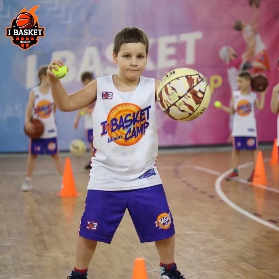 Баскетбольная академия Ibasket на Тамбовской в Москве: Баскетбол, Зал, Мяч, Игра, Баскетболист, Баскетбольное кольцо, Тренировка, Тренер,