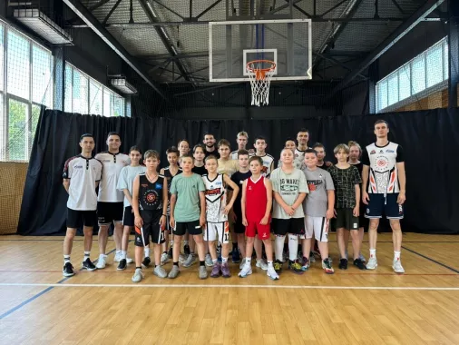 Баскетбольная академия "I.S. BASKETBALL" на Зиповской