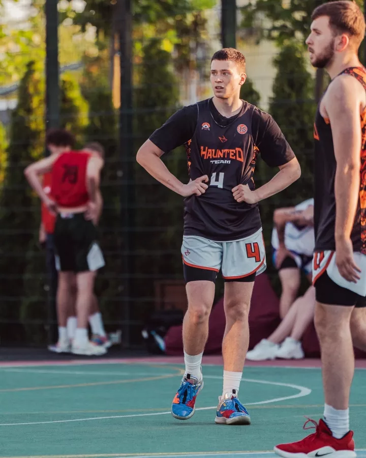 Баскетбольная академия I.S. BASKETBALL на Трамвайной в Краснодаре: Баскетбол, Мяч, Игра, Баскетболистб, Баскетбольное кольцо, Тренировка, Тренер,