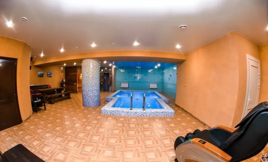 Сауна Сибирский терем на Толстого в Новосибирске: Легкий пар, Сауна, SPA, Турецкая парная, Финская парная, Круглосуточно, Бассейн, Караоке,