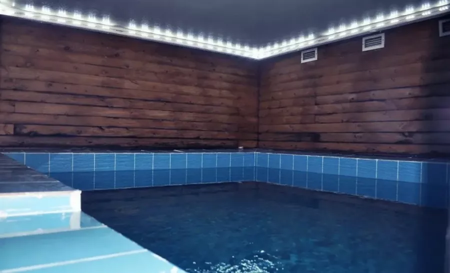 Сауна Сибирский терем в Новосибирске: Баня, Сауна, Бассейн, Караоке, Spa,