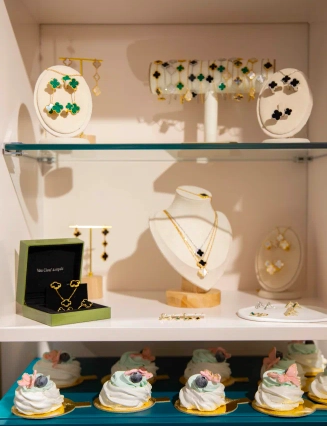 Ювелирный магазин Titernik Accessorize в Ереване: Украшения, Ювелирные изделия, Аксессуары, Бижутерия, Серьги, Кольца, Брошь, Колье,