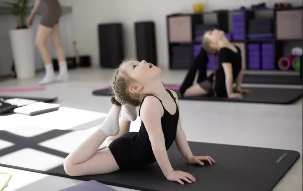 ​Студия растяжки и детской гимнастики "Bestretch"