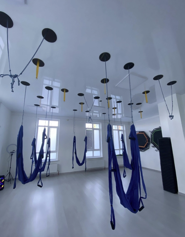 Фитнес студия LeFitness в Казани: Джампинг, Зумба, Калланетика, Кроссфит, Отдельный женский зал, Развиваться, Фитнес, Йога, Аэробика, Бодифлекс, Пилатес, Стретчинг,