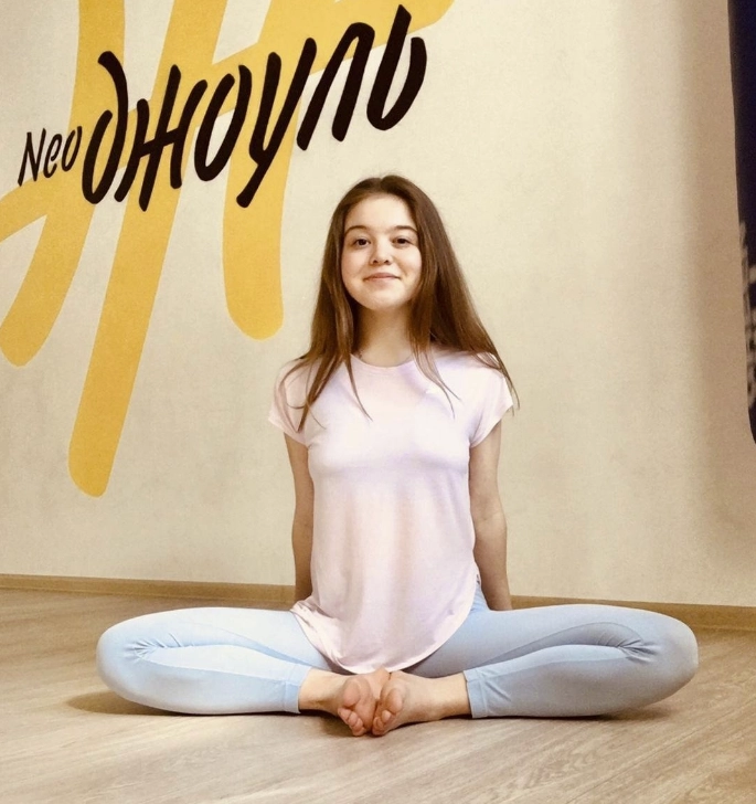 Спортивная студия Dzen studio в Казани: Аэробика, Зумба, Отдельный женский зал, Танцевальные программы, Развиваться, Фитнес, Йога, Пилатес, Фитнес для детей, Стретчинг,