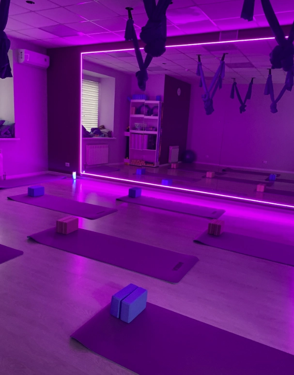 Студия фитнеса и красоты Wellbody в Казани: Отдельный женский зал, Танцевальные программы, Сауны, Развиваться, Фитнес, Массаж, Бодифлекс, Персональный тренер, Йога, Пилатес, Стретчинг,