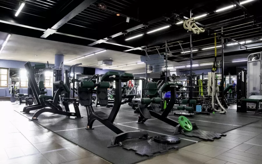 Фитнес-клуб Papa Smith fitness на Маршала Тухачевского в Москве: Возможны разовые посещения, Кроссфит, Сайкл, Стретчинг, Развиваться, Фитнес, Зумба, Боевые искусства, Джампинг, Йога, Пилатес,