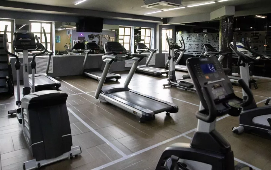 Фитнес-клуб Papa Smith fitness на Маршала Тухачевского в Москве: Возможны разовые посещения, Кроссфит, Сайкл, Стретчинг, Развиваться, Фитнес, Зумба, Боевые искусства, Джампинг, Йога, Пилатес,
