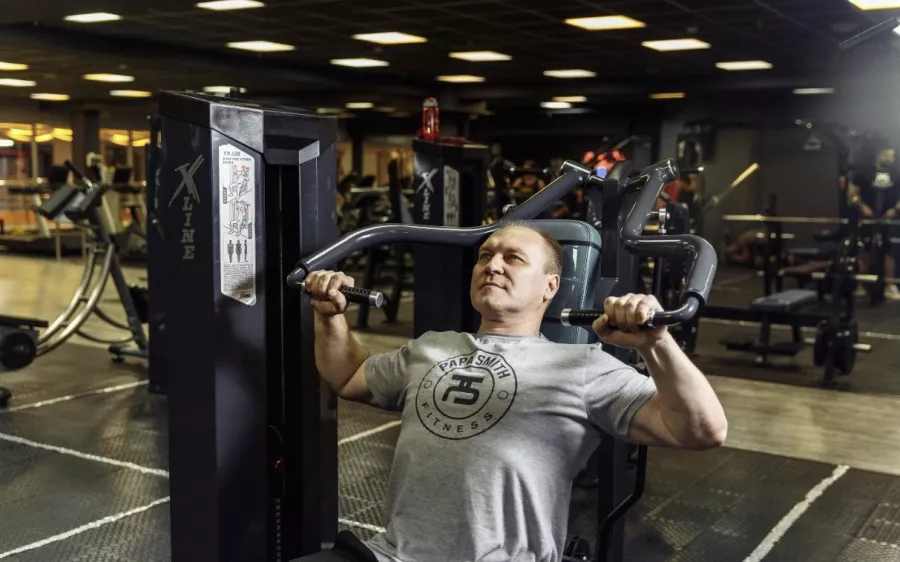 Фитнес-клуб Papa Smith fitness на МКАД в Москве: Возможны разовые посещения, Джампинг, Йога, Фитбол, Развиваться, Фитнес, Зумба, Бодифлекс, Боевые искусства, Кроссфит, Пилатес,