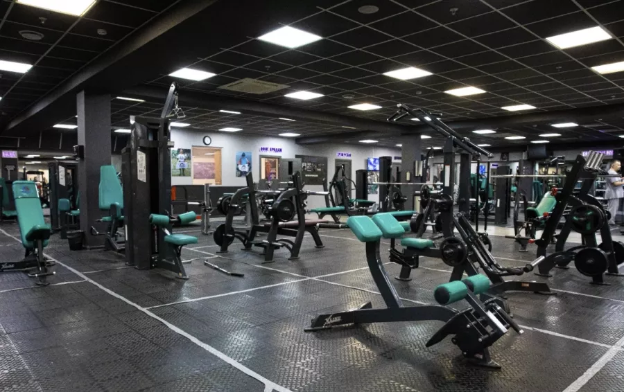 Фитнес-клуб Papa Smith fitness на МКАД в Москве: Возможны разовые посещения, Джампинг, Йога, Фитбол, Развиваться, Фитнес, Зумба, Бодифлекс, Боевые искусства, Кроссфит, Пилатес,
