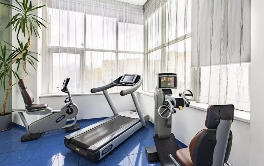 Фитнес-клуб Swim&Gym в Москве: Джампинг, Калланетика, Отдельный женский зал, Развиваться, Фитнес, Йога, Аэробика, Зумба, Боевые искусства, Пилатес, Аквааэробика, Кроссфит,