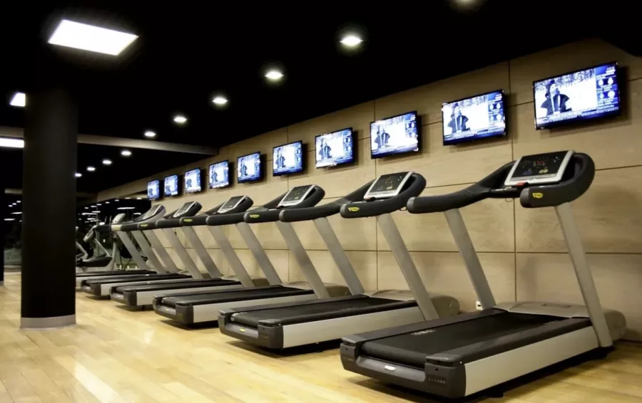 Фитнес-клуб Reset fitness в Москве: Зумба, Отдельный женский зал, Развиваться, Фитнес, Йога, Аэробика, Настольный теннис, Боевые искусства, Пилатес, Сайкл, Стретчинг, Кроссфит,