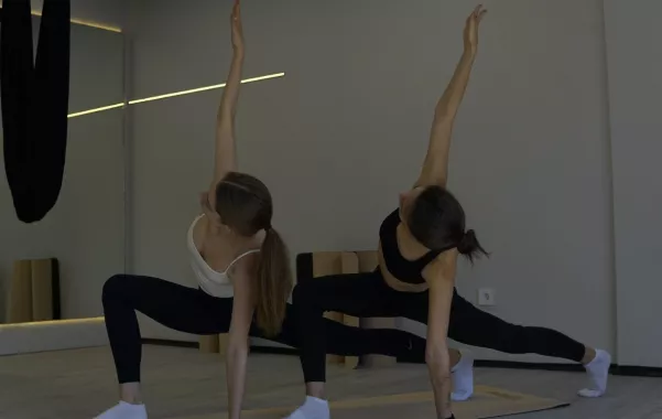 ​Студия растяжки и фитнеса "ReFlex"