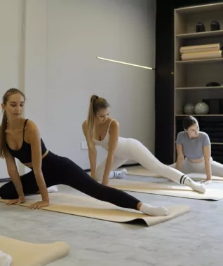 ​Студия растяжки и фитнеса "ReFlex"