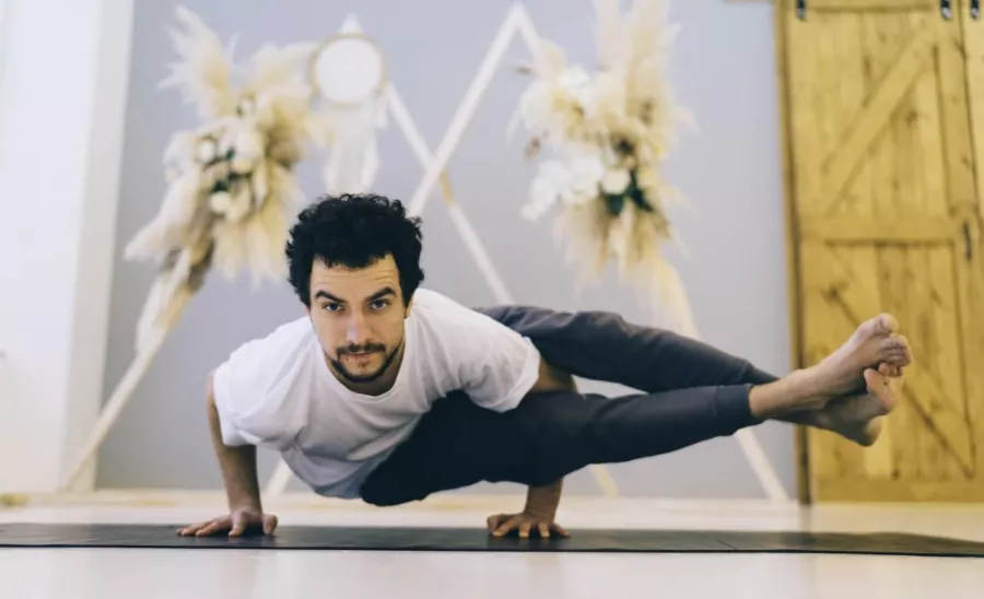 Йога-студия Yogaplatforma в Москве: Цигун, Йога для детей, Аштанга, Хатха, Аэройога, Развиваться, Фитнес, Кундалини, Йога для беременных, Пилатес,