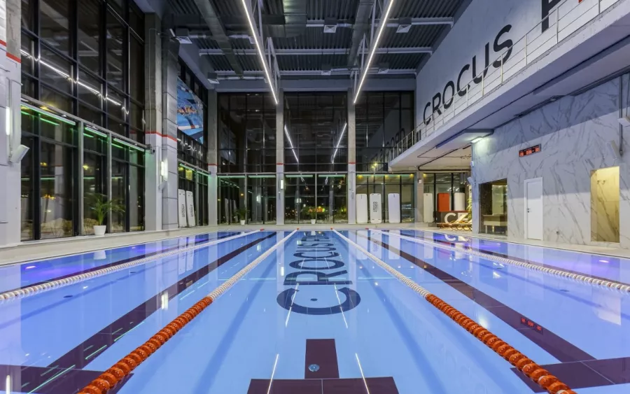 Фитнес-клуб Crocus Fitness Ленинградский в Москве: Аквааэробика, Йога, Пилатес, Танцевальные программы, Развиваться, Фитнес, Детский уголок, Бодифлекс, Сайкл, Аэробика, Кроссфит, Боевые искусства, Стретчинг,