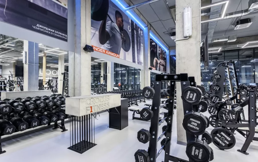 Фитнес-клуб Crocus Fitness Ленинградский в Москве: Аквааэробика, Йога, Пилатес, Танцевальные программы, Развиваться, Фитнес, Детский уголок, Бодифлекс, Сайкл, Аэробика, Кроссфит, Боевые искусства, Стретчинг,