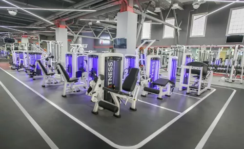 Фитнес-клуб Crocus Fitness Первый в Москве