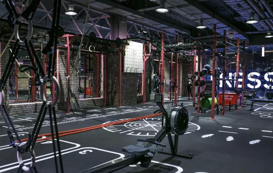 Фитнес-клуб Crocus Fitness Первый в Москве: Бодифлекс, Йога, Аэробика, Детский уголок, Боевые искусства, Калланетика, Пилатес, Развиваться, Фитнес, Настольный теннис, Сайкл, Кроссфит,
