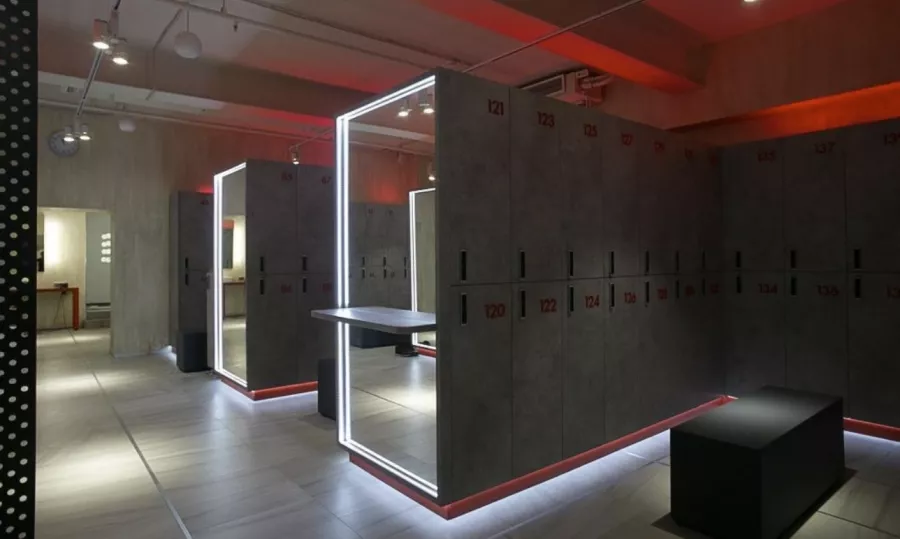 Фитнес-клуб Crocus Fitness Первый в Москве: Бодифлекс, Йога, Аэробика, Детский уголок, Боевые искусства, Калланетика, Пилатес, Развиваться, Фитнес, Настольный теннис, Сайкл, Кроссфит,