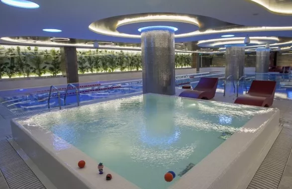 ​Фитнес-клуб "Crocus Fitness" Agalarov Estate
