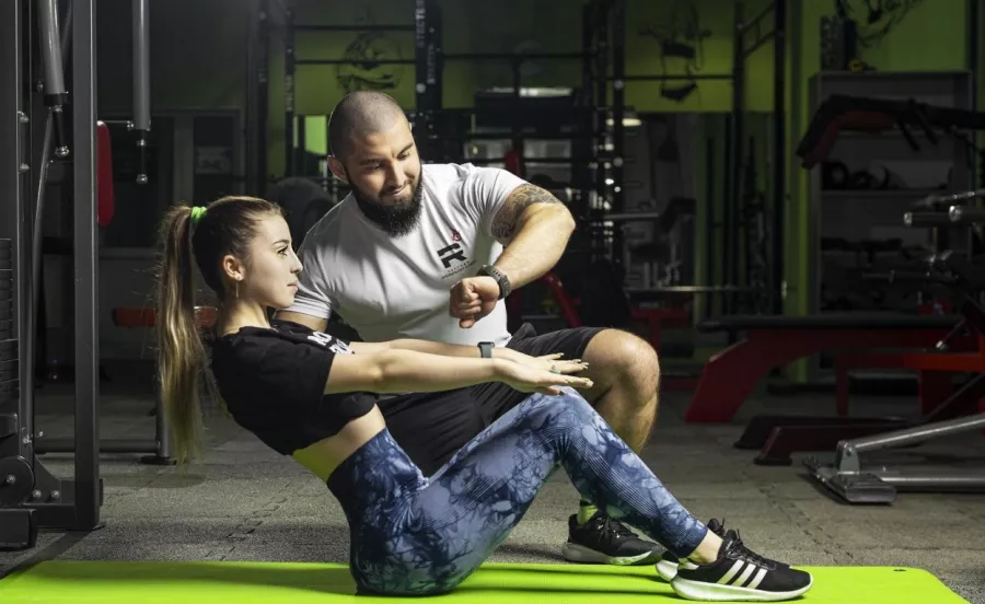 Фитнес-клуб Fit-studio в Москве: Кроссфит, Танцевальные программы, Персональный тренер, Фитнес-бар, TRX тренировки, Развиваться, Фитнес, Массаж, Аэробика, Пилатес, Фитнес для детей, Джампинг, Стретчинг, Йога,