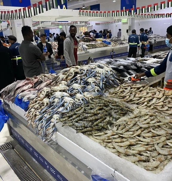 Рынок Deira Waterfront Market в Дубаи: Fish , Crab, Cancer, Seafood, Lobsters, Market , Souk, Рынок, Базар , Морепродукты , Рак, Краб, Омары, Восточный Базар , Рыба,