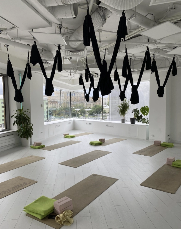Студия растяжки и функционального тренинга Topstretching на Таганской в Москве: Возможны разовые посещения, Стретчинг, TRX тренировки, Развиваться, Фитнес, Массаж, Фитнес для беременных, Персональный тренер, Йога, Пилатес,