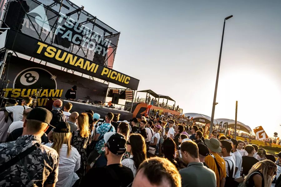 Tsunami Picnic в Санкт-Петербурге: TsunamiPicnic, Автошоу, Дрифт, Стэнс,