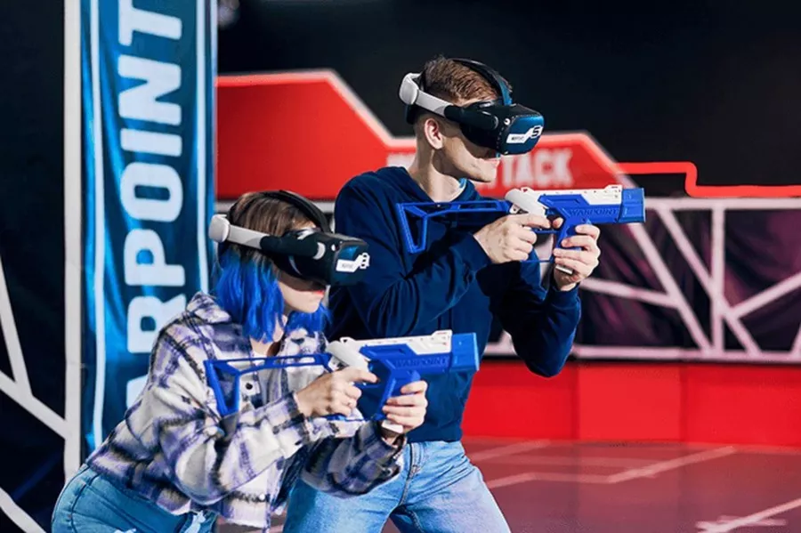 Арена виртуальной реальности WARPOINT на Заневском в Санкт-Петербурге: VR-парк, Виртуальные Игры, VR-Арена, Корпоратив, Есть Еда, Есть Напитки, PlayStation 5, АэроХоккей, Детская Дискотека, Детский центр, День рождения,